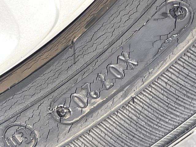 アルト Ｌ　禁煙車　オーディオ　シートヒーター　ＣＤ　アイドリングストップ　横滑り防止装置　プライバシーガラス　ドアバイザー　衝突安全ボディ　トラクションコントロール（30枚目）