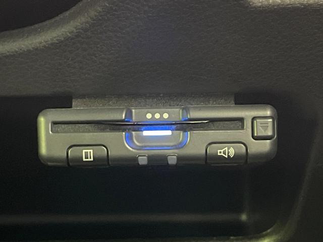 スペーシアカスタム ハイブリッドＸＳ　両側電動ドア　ＳＤナビ　衝突被害軽減システム　レーダークルーズ　禁煙車　ハーフレザーシート　シートヒーター　ドラレコ　スマートキー　ＬＥＤヘッド　ＥＴＣ　純正１５インチアルミ　車線逸脱警報（42枚目）