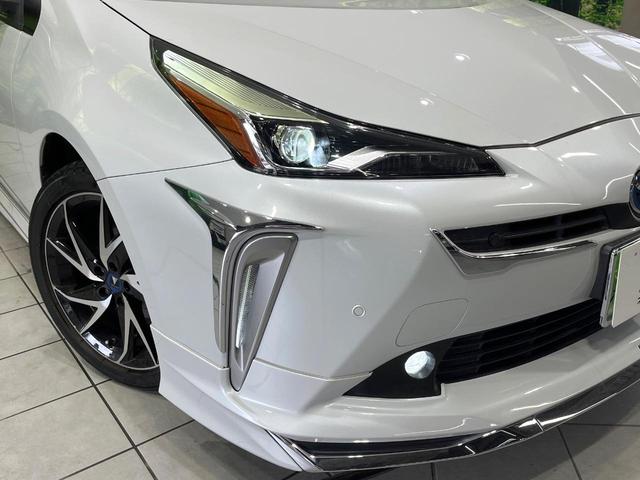 プリウス Ｓツーリングセレクション　禁煙車　モデリスタ　純正９型ナビ　バックカメラ　衝突被害軽減システム　レーダークルーズ　コーナーセンサー　スマートキー　ＬＥＤヘッド　ＥＴＣ　オートハイビーム　車線逸脱警報　オートライト（12枚目）