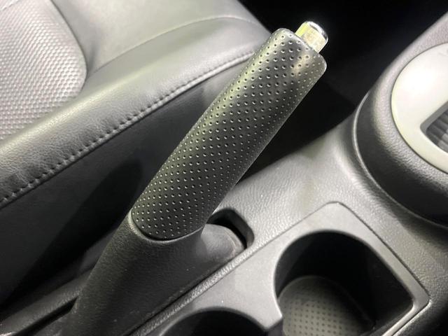 エクストレイル ２０Ｘｔｔ　禁煙車　純正ナビ　バックカメラ　全席シートヒーター　フルセグ　ＨＩＤヘッド　クルコン　オートライト　オートエアコン　フォグランプ　ルーフレール　電動格納ミラー　ドアバイザー　プライバシーガラス（52枚目）