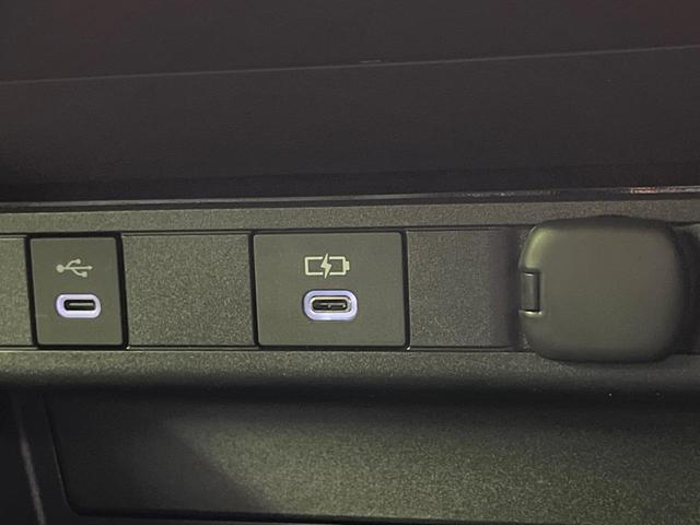 プリウス Ｚ　禁煙車　モデリスタエアロ　１２．３インチディスプレイオーディオ　全周囲カメラ　衝突被害軽減システム　レーダークルーズ　　電動リアゲート　レザーシート　前席シートエアコン　パワーシート（49枚目）