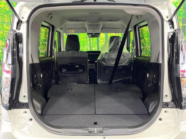 ���i�̂���������ʋ΁A���}���ɏ\���ȉ׎��X�y�[�X���m�ۂ��Ă���܂��B�Z�J���h�V�[�g��|���ƁA�傫�ȉו��̐ύڂ��\�ł���