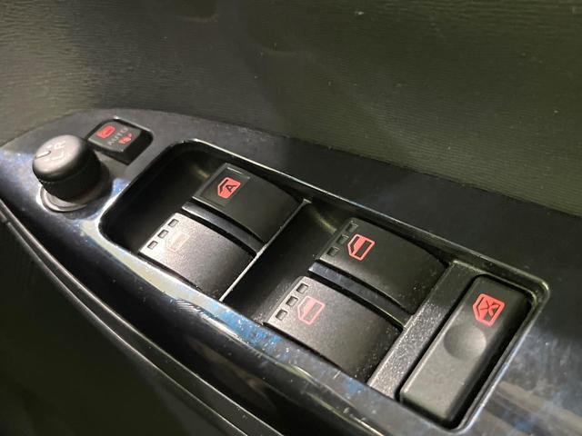 タント カスタムＸ　トップエディションＳＡＩＩＩ　禁煙車　ＳＤナビ　電動スライドドア　バックカメラ　衝突軽減装置　ＥＴＣ　Ｂｌｕｅｔｏｏｔｈ　フルセグ　シートヒーター　スマートキー　ＬＥＤヘッド　ＬＥＤフォグ　ステアリングスイッチ（37枚目）