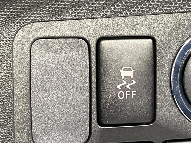 �y������h�~���u�z�ԗ��̉���������m����ƁA�����I�Ɏԗ��̐i�s������ۂ悤�Ɏԗ��𐧌䂵�܂��B�J�̓��ȂǊ���₷���H�ʏ󋵂ł����S�ȉ^�]���\�ł��B