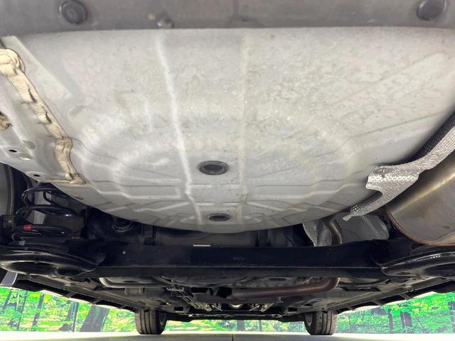 ノート ニスモ　禁煙車　ＳＤナビ　衝突軽減装置　ＥＴＣ　Ｂｌｕｅｔｏｏｔｈ　フルセグ　ドラレコ　スマートキー　ＬＥＤヘッドライト　横滑り防止装置　アイドリングストップ　オートエアコン　オートライト（19枚目）