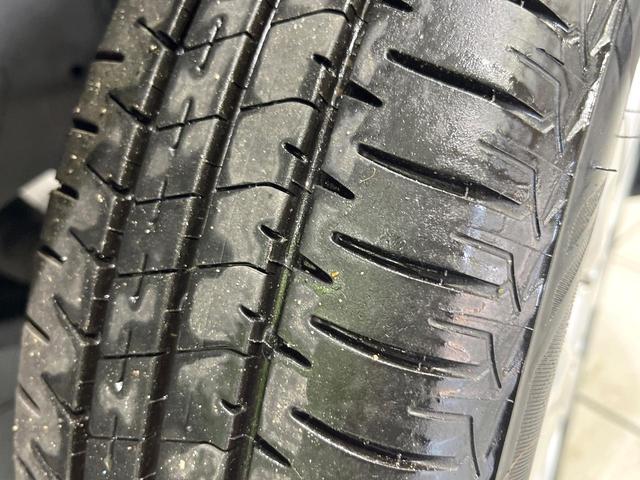 アルトラパン X 純正8型SDナビ 衝突被害軽減 全周囲カメラ 禁煙車 シートヒーター ドラレコ スマートキー HIDヘッド ビルトインETC 純正14インチアルミ オートライト オートエアコン Bluetooth(29枚目)