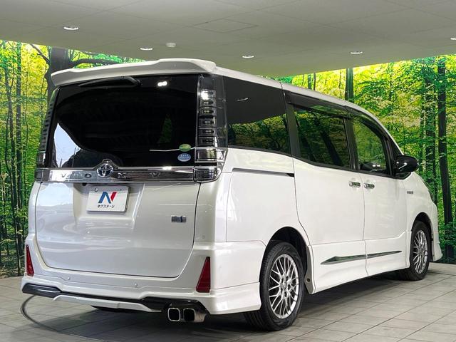 ヴォクシー ハイブリッドＺＳ　煌ＩＩ　禁煙車　モデリスタフルエアロ　衝突被害軽減　純正９型ナビ　バックカメラ　両側電動スライドドア　クルーズコントロール　ＥＴＣ　フルセグ　Ｂｌｕｅｔｏｏｔｈ接続　前席シートヒーター　ＬＥＤヘッドライト（18枚目）