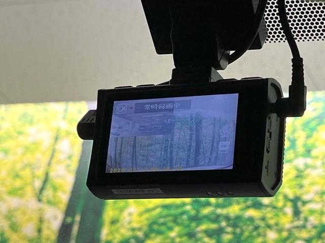 ヴォクシー ハイブリッドＺＳ　煌ＩＩ　禁煙車　モデリスタフルエアロ　衝突被害軽減　純正９型ナビ　バックカメラ　両側電動スライドドア　クルーズコントロール　ＥＴＣ　フルセグ　Ｂｌｕｅｔｏｏｔｈ接続　前席シートヒーター　ＬＥＤヘッドライト（61枚目）