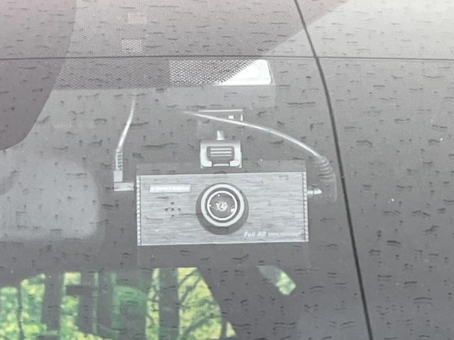 ヴォクシー ハイブリッドＺＳ　煌ＩＩ　禁煙車　モデリスタフルエアロ　衝突被害軽減　純正９型ナビ　バックカメラ　両側電動スライドドア　クルーズコントロール　ＥＴＣ　フルセグ　Ｂｌｕｅｔｏｏｔｈ接続　前席シートヒーター　ＬＥＤヘッドライト（64枚目）