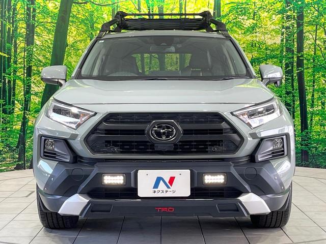 ＲＡＶ４ アドベンチャー　禁煙車　４ＷＤ　純正９型ナビ　バックカメラ　衝突被害軽減システム　レーダークルーズ　パワーシート　コーナーセンサー　ＬＥＤヘッド　ＥＴＣ　純正１９インチアルミ　デュアルエアコン　Ｂｌｕｅｔｏｏｔｈ（14枚目）