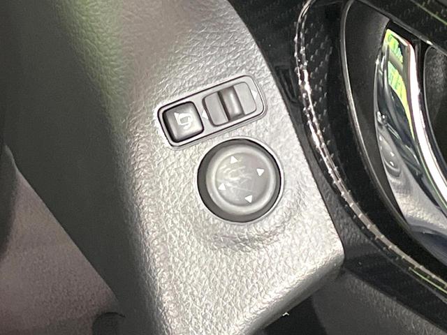 エクストレイル ２０Ｘｉ　禁煙車　４ＷＤ　純正８型ナビ　全周囲カメラ　衝突被害軽減システム　電動リアゲート　シートヒーター　ＬＥＤヘッド　ＥＴＣ　純正１８インチアルミ　オートエアコン　Ｂｌｕｅｔｏｏｔｈ　フルセグ　ドアバイザー（49枚目）