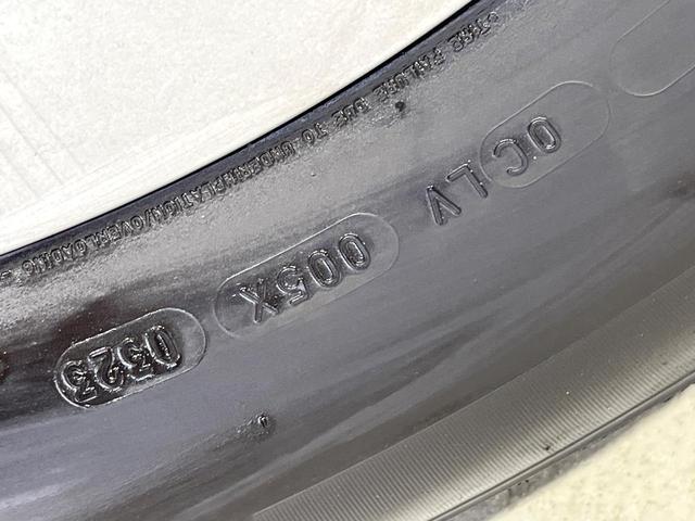 ランドクルーザープラド ＴＸ　禁煙車　モデリスタエアロ　９型ディスプレイオーディオ　４ＷＤ　７人乗り　全周囲カメラ　衝突軽減装置　レーダークルーズ　ＥＴＣ　Ｂｌｕｅｔｏｏｔｈ　フルセグ　ドラレコ　コーナーセンサー（32枚目）