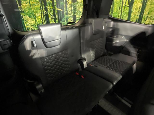 ヴォクシー Ｓ－Ｚ　禁煙車　モデリスタルエアロ　１０．５型ディスプレイオーディオ　後席モニター　両側電動スライドドア　バックカメラ　衝突軽減装置　レーダークルーズ　シートヒーター　ＥＴＣ　ｂｌｕｅｔｏｏｔｈ　フルセグ（10枚目）
