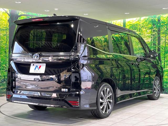 ヴォクシー ハイブリッドＳ－Ｚ　禁煙車　後席モニター　快適利便パッケージ　純正１０型ディスプレイオーディオ　両側電動スライドドア　全周囲カメラ　衝突被害軽減システム　ＥＴＣ　ドラレコ　レーダークルーズ　電動リアゲート　ＬＥＤ（25枚目）
