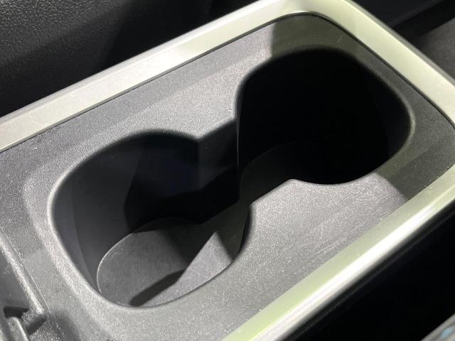 ヴォクシー ハイブリッドＳ－Ｚ　禁煙車　後席モニター　快適利便パッケージ　純正１０型ディスプレイオーディオ　両側電動スライドドア　全周囲カメラ　衝突被害軽減システム　ＥＴＣ　ドラレコ　レーダークルーズ　電動リアゲート　ＬＥＤ（73枚目）