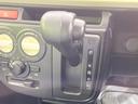 ＧＬ　禁煙車　純正ＣＤオーディオ　運転席シートヒーター　アイドリングストップ　横滑り防止装置　エコクール　エアコン(8枚目)