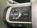 ファンクロス　禁煙車　衝突軽減　両側電動スライド　ＬＥＤヘッド　シートヒーター　レーンアシスト　スマートキー　オートハイビーム　クリアランスソナー　オートエアコン　アイドリングストップ　横滑り防止装置　車線逸脱警報（39枚目）