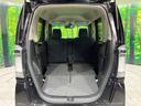 後席を格納すると、これだけの広さが！シーンに合わせたシートアレンジで、大きな荷物も積むことが出来ます♪