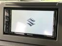 ジムニーシエラ ＪＣ　４ＷＤ　禁煙車　衝突被害軽減　純正ディスプレイオーディオ　クルコン　シートヒーター　ＬＥＤヘッド　ＥＴＣ　Ｂｌｕｅｔｏｏｔｈ　クリアランスソナー　ステアリングスイッチ　オートエアコン　スマートキー（4枚目）