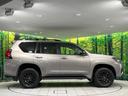 ＴＸ　Ｌパッケージ　７０ｔｈアニバーサリーリミテッド　サンルーフ　４ＷＤ　禁煙車　後席モニター　ＢＩＧ－Ｘ９型ナビ　バックカメラ　衝突軽減装置　レーダークルーズ　サドルタン内装　デジタルインナーミラー　パワーシート　シートエアコン　グレード専用アルミ（25枚目）