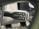 プリウス Ｓ　禁煙車　９型ＳＤナビ　バックカメラ　衝突軽減　レーダークルーズ　デジタルインナーミラー　クリアランスソナー　ＬＥＤヘッド　ＥＴＣ　ドラレコ　Ｂｌｕｅｔｏｏｔｈ　オートハイビーム　ステアリングスイッチ（6枚目）
