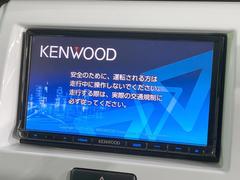 【ナビゲーション】使いやすいナビで目的地までしっかり案内してくれます。各種オーディオ再生機能も充実しており、お車の運転がさらに楽しくなります！！ 4