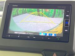 【バックカメラ】駐車時に後方がリアルタイム映像で確認できます。大型商業施設や立体駐車場での駐車時や、夜間のバック時に大活躍！運転スキルに関わらず、今や必須となった装備のひとつです！ 7