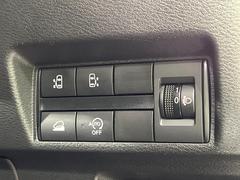 �ڥϥ󥺥ե꡼��ǽ�դ�ξ¦�ѥ���饤�ɥɥ��ۥ��饤�ɥɥ��β���­�������Ƥ��������ȡ���ưŪ�˥��饤�ɥɥ������Ĥ��ޤ�����ʪ��ξ�꤬�դ����ä����֤Ǥ⡢�ɥ��γ��Ĥ��Ǥ��ƤȤäƤ������� 4