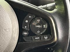 �ڥ����ץƥ��֥��롼������ȥ�����۹�®ƻϩ�Ǥ�Ĺ��Υ���Ԥ��ڤˡ�����ư��®�٤��ݤĥ��롼������ȥ����뤬�����ͷڸ������ƥ��Ϣ�Ȥ��������μ�ξ���Τ��Ƽִ֤��ݤĤ褦��®��Ĵ�ᤷ�Ƥ���ޤ����� 7