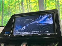 �ڽ��������ʥӡۿ͵��ν����ʥӤ������������ǥ�����ǽ�⽼�¤��Ƥ��ꡢ�£�������������³����Ф������Υ��ޥۤ�ͣУ��ץ쥤�䡼�β��ڤ������ǽ�������α�ž������˳ڤ����ʤ�ޤ����� 5