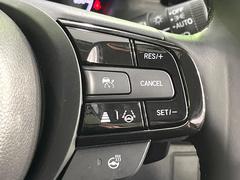 �ڥ����ץƥ��֥��롼������ȥ�����۹�®ƻϩ�Ǥ�Ĺ��Υ���Ԥ��ڤˡ�����ư��®�٤��ݤĥ��롼������ȥ����뤬�����ͷڸ������ƥ��Ϣ�Ȥ��������μ�ξ���Τ��Ƽִ֤��ݤĤ褦��®��Ĵ�ᤷ�Ƥ���ޤ����� 6