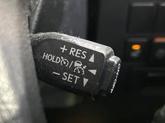 �ڥ졼�������롼������ȥ�����۹�®ƻϩ�Ǥ�Ĺ��Υ���Ԥ��ڤˡ�����ư��®�٤��ݤĥ��롼������ȥ����뤬�����ͷڸ������ƥ��Ϣ�Ȥ��������μ�ξ���Τ��Ƽִ֤��ݤĤ褦��®��Ĵ�ᤷ�Ƥ���ޤ����� 7