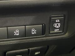 �ڥϥ󥺥ե꡼��ǽ�դ�ξ¦�ѥ���饤�ɥɥ��ۥ��饤�ɥɥ��β���­�������Ƥ��������ȡ���ưŪ�˥��饤�ɥɥ������Ĥ��ޤ�����ʪ��ξ�꤬�դ����ä����֤Ǥ⡢�ɥ��γ��Ĥ��Ǥ��ƤȤäƤ������� 5