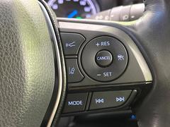 �ڥ졼�������롼������ȥ�����۹�®ƻϩ�Ǥ�Ĺ��Υ���Ԥ��ڤˡ�����ư��®�٤��ݤĥ��롼������ȥ����뤬�����ͷڸ������ƥ��Ϣ�Ȥ��������μ�ξ���Τ��Ƽִ֤��ݤĤ褦��®��Ĵ�ᤷ�Ƥ���ޤ����� 6