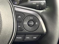 �ڥ졼�������롼������ȥ�����۹�®ƻϩ�Ǥ�Ĺ��Υ���Ԥ��ڤˡ�����ư��®�٤��ݤĥ��롼������ȥ����뤬�����ͷڸ������ƥ��Ϣ�Ȥ��������μ�ξ���Τ��Ƽִ֤��ݤĤ褦��®��Ĵ�ᤷ�Ƥ���ޤ����� 6