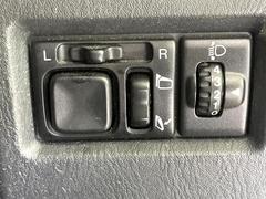 ����ư��Ǽ�ߥ顼�ۥ����ɥߥ顼����ư��Ǽ���ȤʤäƤ��ꡢ������־�Ǥ⥭�����Ĥ��ꥹ�����ޤ����ޤ��� 7