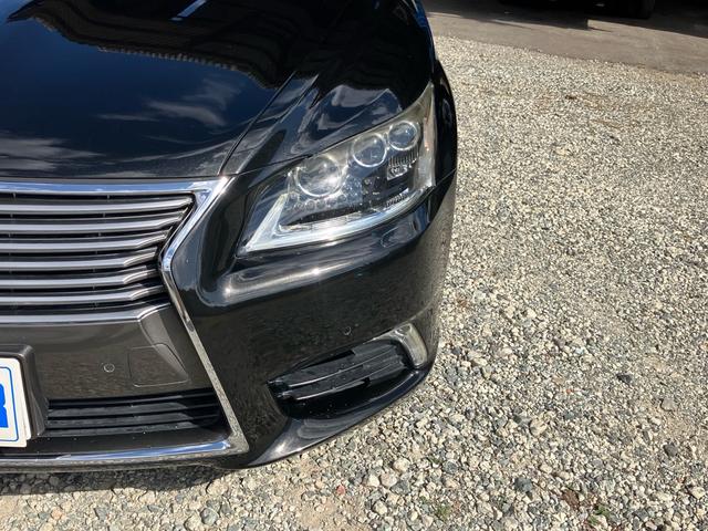 ＬＳ ＬＳ４６０　バージョンＣ　Ｉパッケージ　三眼ＬＥＤヘッドライト　メーカーナビ　イージークローザードア　ブラインドスポットモニター　パワートランク　黒革シート　シートヒータークレンツェ２１インチアルミホイール　クルーズコントロール　地デジＴＶ（5枚目）