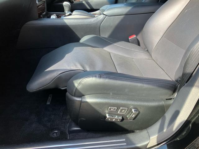 ＬＳ ＬＳ４６０　バージョンＣ　Ｉパッケージ　三眼ＬＥＤヘッドライト　メーカーナビ　イージークローザードア　ブラインドスポットモニター　パワートランク　黒革シート　シートヒータークレンツェ２１インチアルミホイール　クルーズコントロール　地デジＴＶ（18枚目）