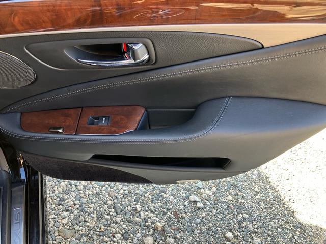 ＬＳ ＬＳ４６０　バージョンＣ　Ｉパッケージ　三眼ＬＥＤヘッドライト　メーカーナビ　イージークローザードア　ブラインドスポットモニター　パワートランク　黒革シート　シートヒータークレンツェ２１インチアルミホイール　クルーズコントロール　地デジＴＶ（23枚目）