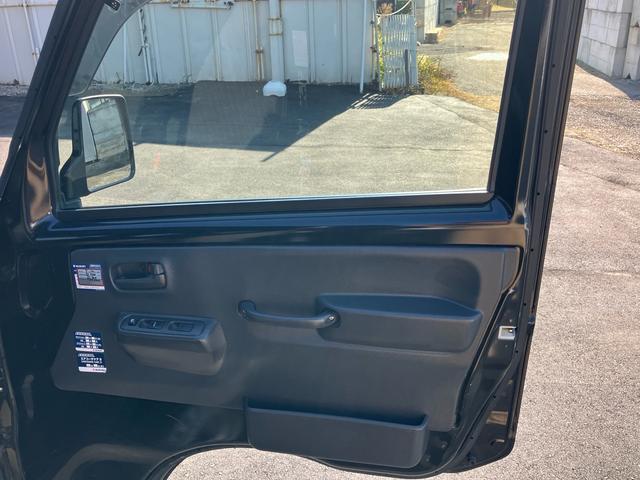 スーパーキャリイ Ｘ　ディスチャージヘッドランプ　デュアルカメラブレーキサポート　ワンオーナー　パートタイム４ＷＤ５ＭＴ　カロッツェリアオーディオ　１年保証（17枚目）