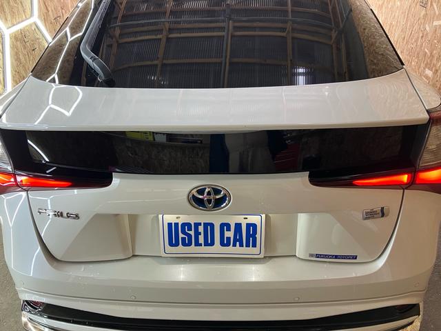 プリウス Ａツーリングセレクション　禁煙車　ユーザー買取車　モデリスタフルエアロＬＥＤディライト付　黒革　前席シートヒーター　トヨタ純正９インチナビ　Ｂｌｕｅｔｏｏｔｈ　バックカメラ　ステアリングスイッチ　ドラレコ　タイヤ２本交換（13枚目）