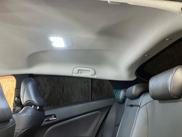 プリウス Ａツーリングセレクション　禁煙車　ユーザー買取車　モデリスタフルエアロＬＥＤディライト付　黒革　前席シートヒーター　トヨタ純正９インチナビ　Ｂｌｕｅｔｏｏｔｈ　バックカメラ　ステアリングスイッチ　ドラレコ　タイヤ２本交換（29枚目）