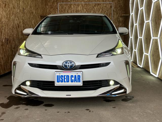 プリウス Ａツーリングセレクション　禁煙車　ユーザー買取車　モデリスタフルエアロＬＥＤディライト付　黒革　前席シートヒーター　トヨタ純正９インチナビ　Ｂｌｕｅｔｏｏｔｈ　バックカメラ　ステアリングスイッチ　ドラレコ　タイヤ２本交換（39枚目）