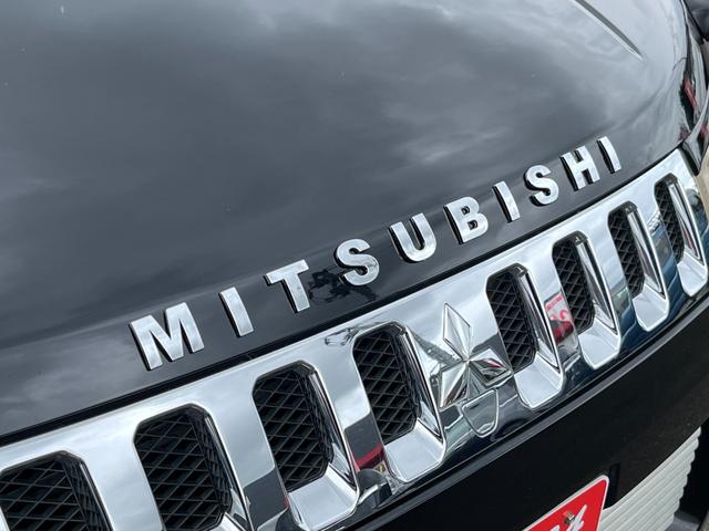 新品 三菱MITSUBISHI ロゴ フロント リア エンブレム マッドブラック  