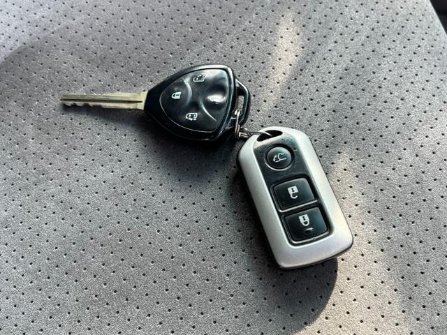 アルファードG AS プラチナセレクション 下取車 現在2オーナー 車庫保管車 9インチナビ 純正リアモニター バックカメラ 両側パワースライドドア Bluetooth対応ナビ スマートドアロック ダウンサス 社外マフラー 8人乗り 回転シート(38枚目)