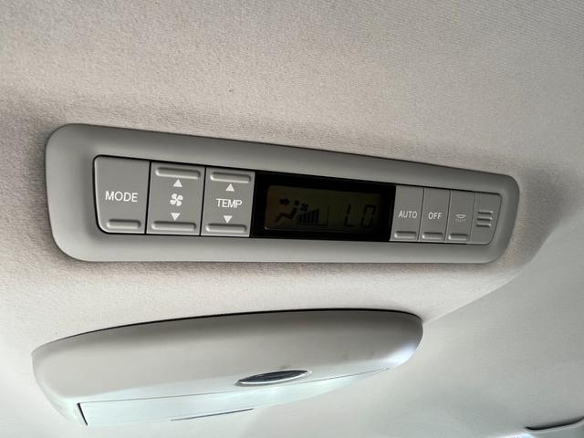 アルファードG AS プラチナセレクション 下取車 現在2オーナー 車庫保管車 9インチナビ 純正リアモニター バックカメラ 両側パワースライドドア Bluetooth対応ナビ スマートドアロック ダウンサス 社外マフラー 8人乗り 回転シート(46枚目)