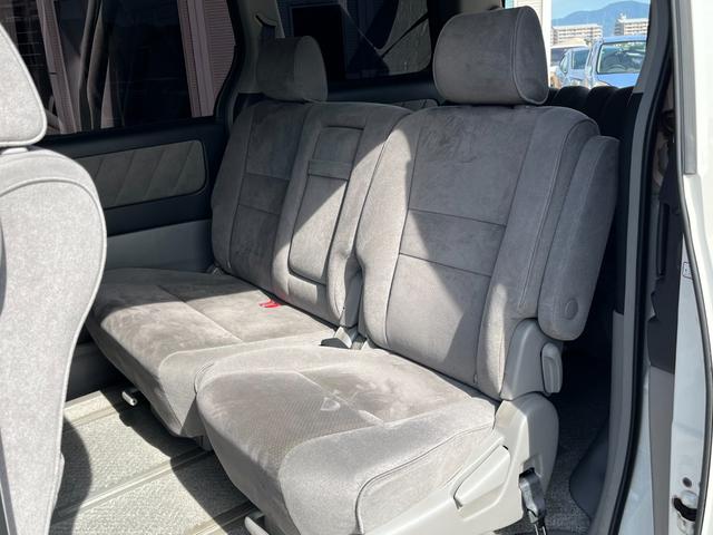 アルファードG AS プラチナセレクション 下取車 現在2オーナー 車庫保管車 9インチナビ 純正リアモニター バックカメラ 両側パワースライドドア Bluetooth対応ナビ スマートドアロック ダウンサス 社外マフラー 8人乗り 回転シート(50枚目)