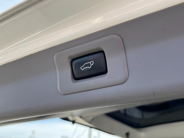 アルファードG AS プラチナセレクション 下取車 現在2オーナー 車庫保管車 9インチナビ 純正リアモニター バックカメラ 両側パワースライドドア Bluetooth対応ナビ スマートドアロック ダウンサス 社外マフラー 8人乗り 回転シート(57枚目)