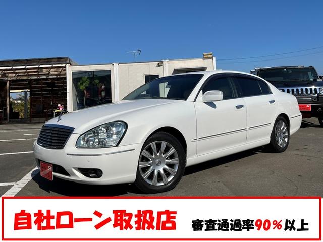 シーマ ４５０ＸＬ　後期型　本革シート　純正ＤＶＤナビ　バックカメラ　ＢＯＳＥサウンド　バルカンＨＩＤヘッドライト　助手席オットマンシート　メモリー付きパワーシート　ホット＆クールシート　前後コーナーセンサー（2枚目）