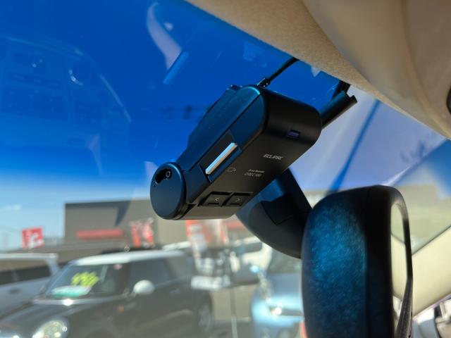 シーマ ４５０ＸＬ　後期型　本革シート　純正ＤＶＤナビ　バックカメラ　ＢＯＳＥサウンド　バルカンＨＩＤヘッドライト　助手席オットマンシート　メモリー付きパワーシート　ホット＆クールシート　前後コーナーセンサー（36枚目）